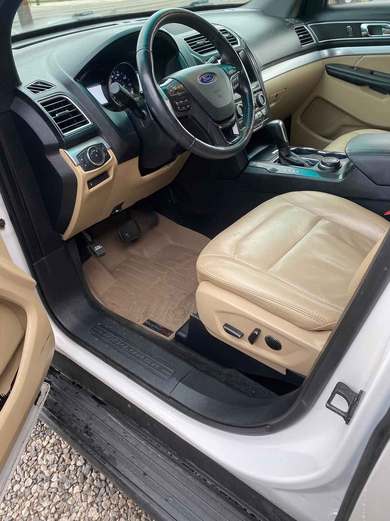 Freshly detailed interior, clean and spotless after being serviced.